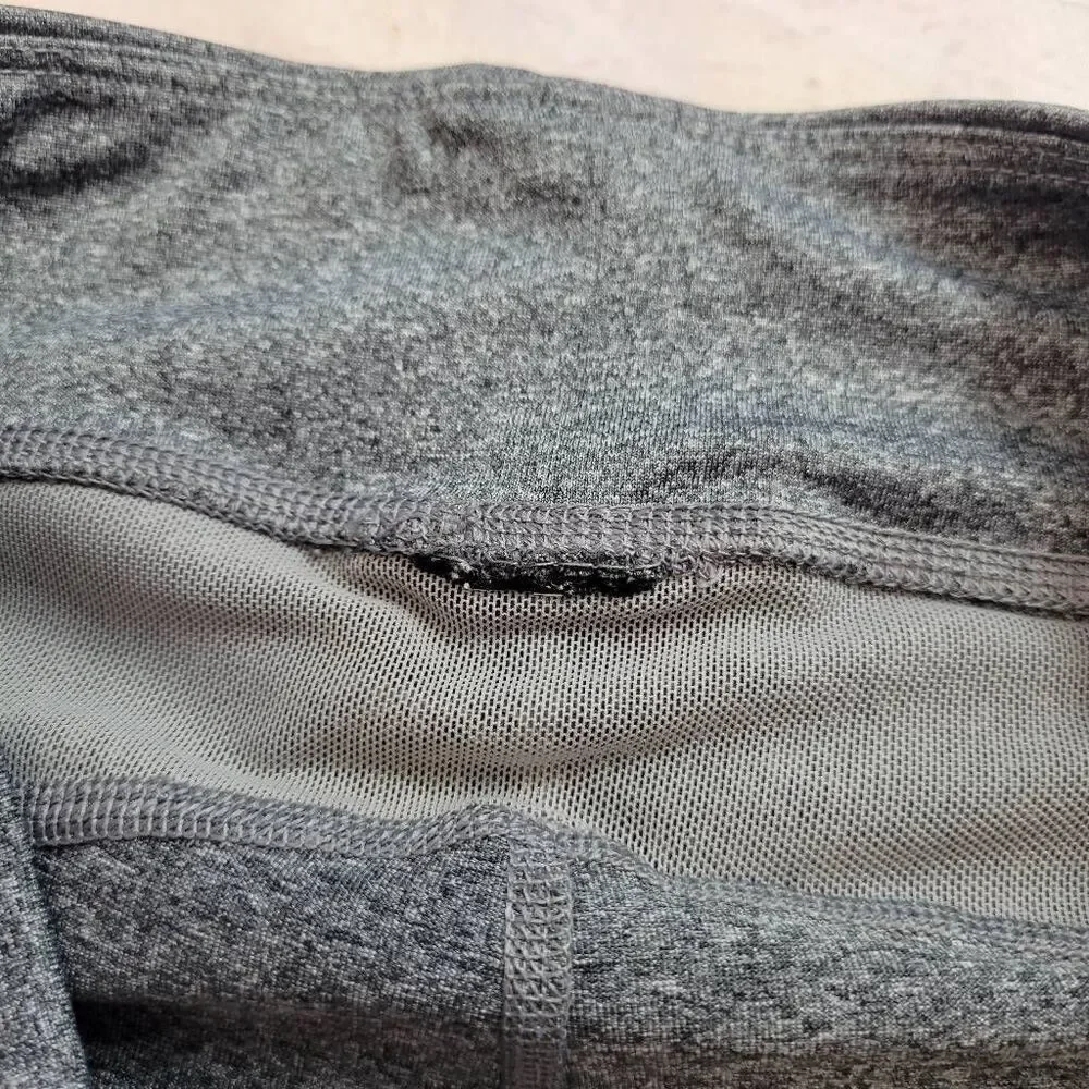 Capri athletic leggings M8